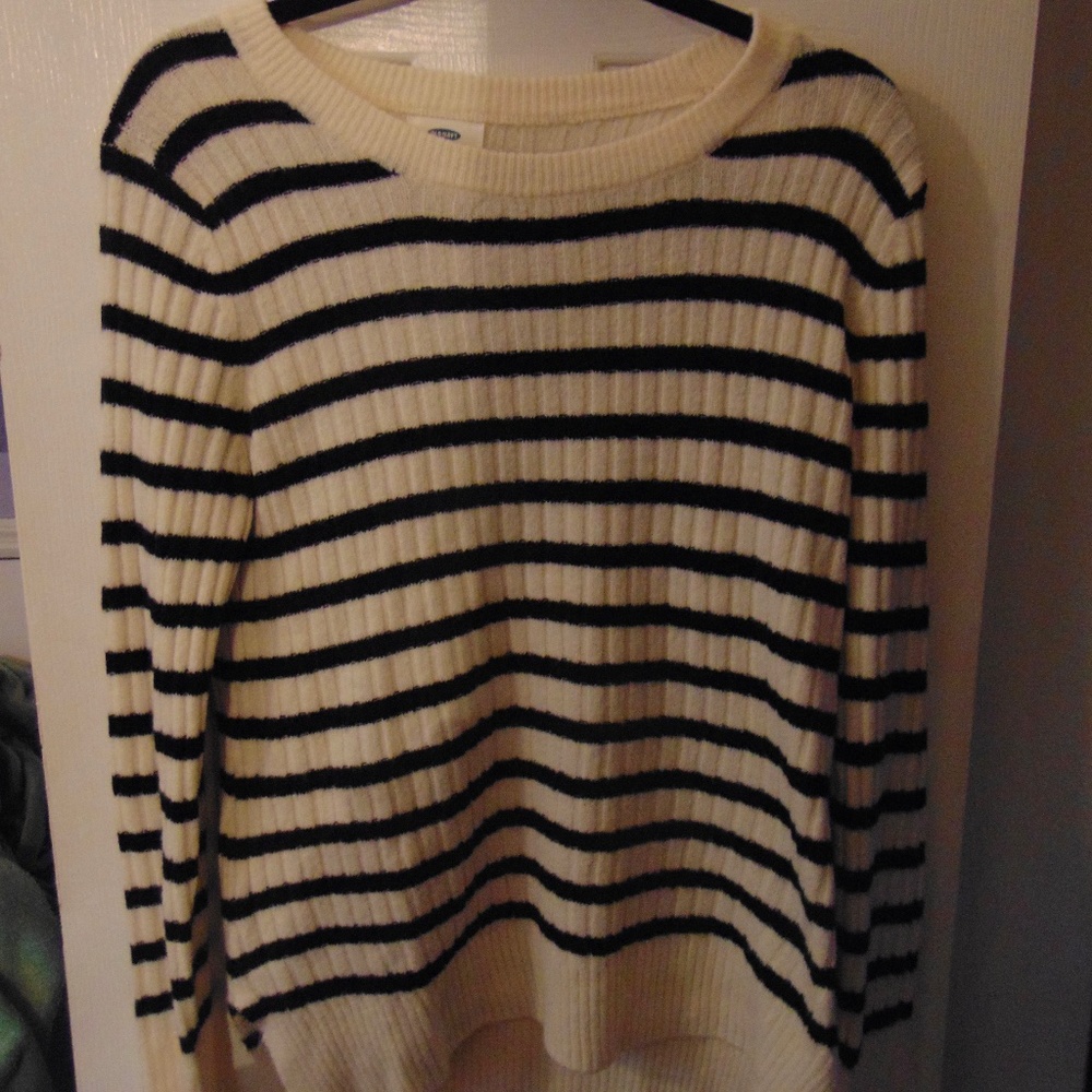 White and Black stripped sweater